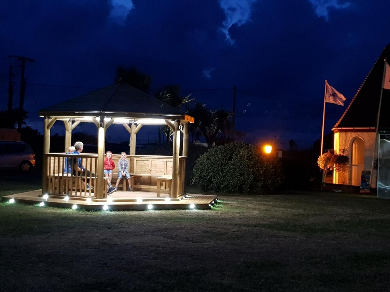 Perran View Holiday Park St Agnes  Exterior photo